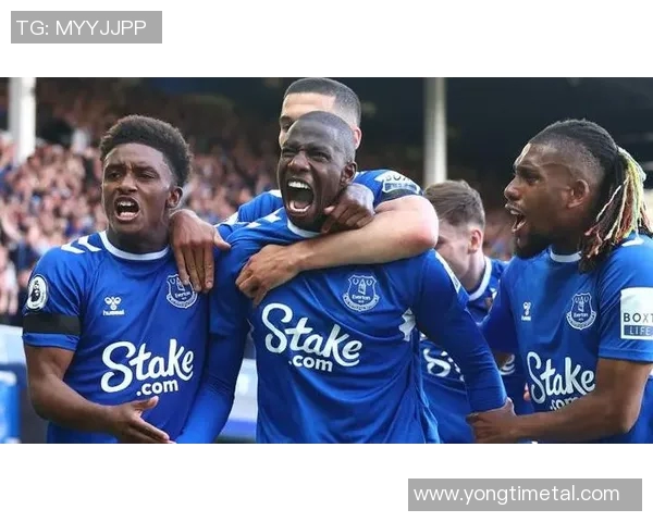 2016年足总杯曼联对阵埃弗顿的经典对决回顾与精彩瞬间分析