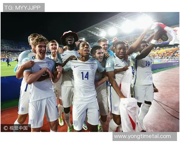 世青赛精彩对决西班牙与葡萄牙谁能笑到最后争夺冠军荣耀