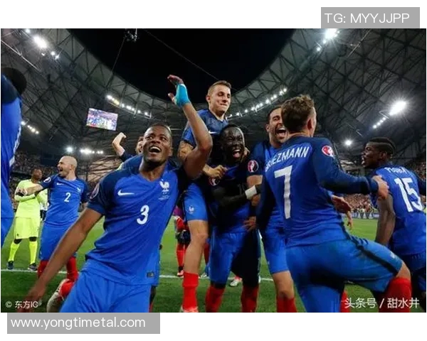 乌拉圭队与法国队激战正酣谁将晋级下一轮的巅峰对决